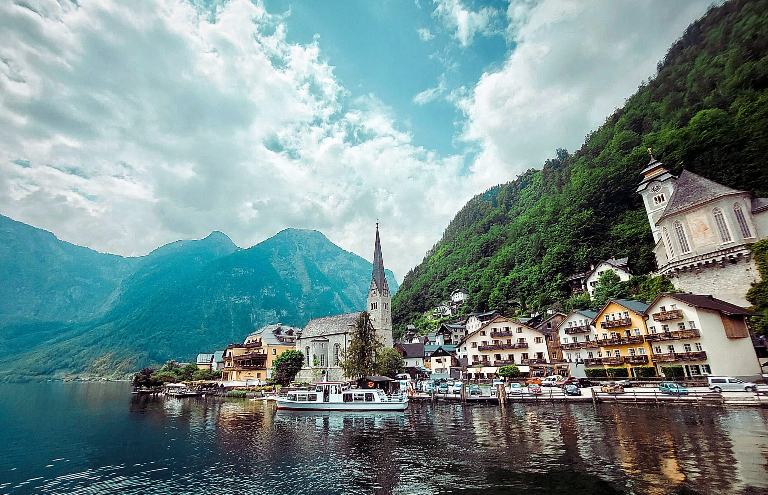 Travel thumbnail image.